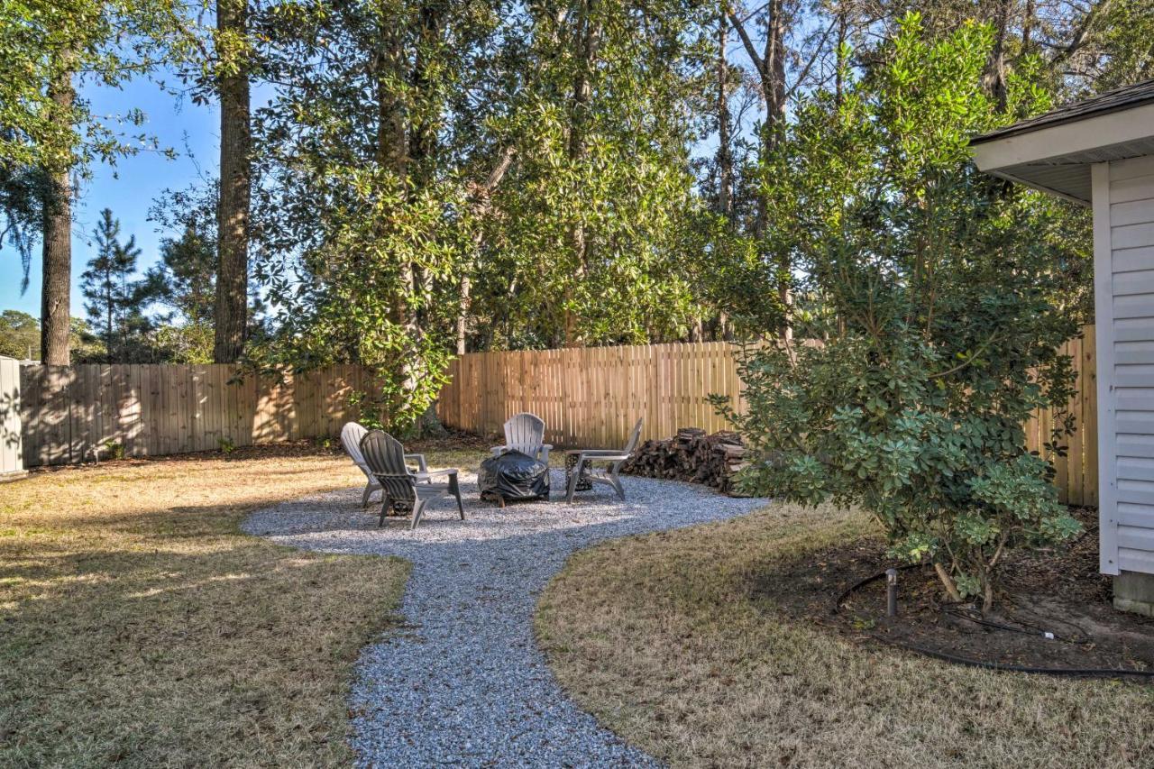 Charming Port Royal Home With Fire Pit And Yard! エクステリア 写真